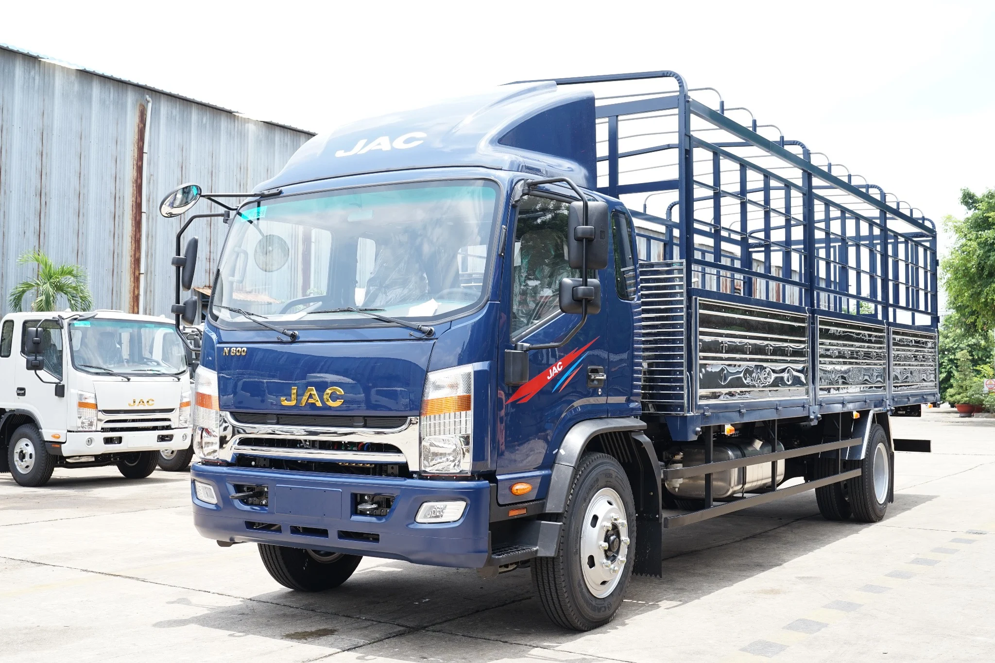 JAC N800S PLUS ĐỘNG CƠ CUMMINS 8 TẤN