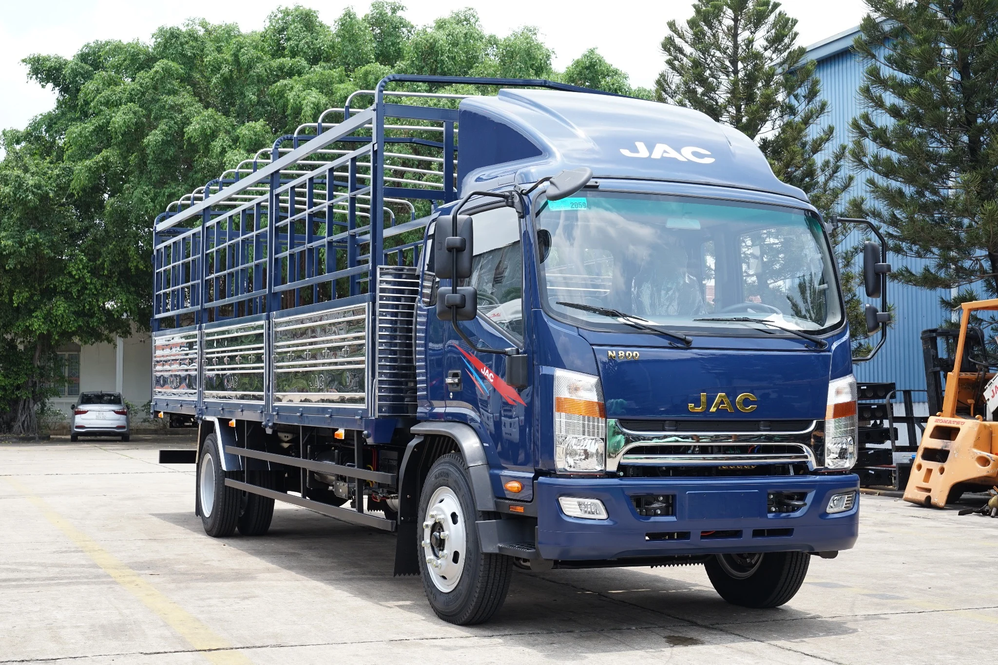 JAC N900S PLUS ĐỘNG CƠ CUMMINS 9 TẤN